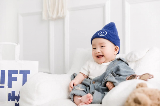 呼和浩特宝宝多久开始攒肚